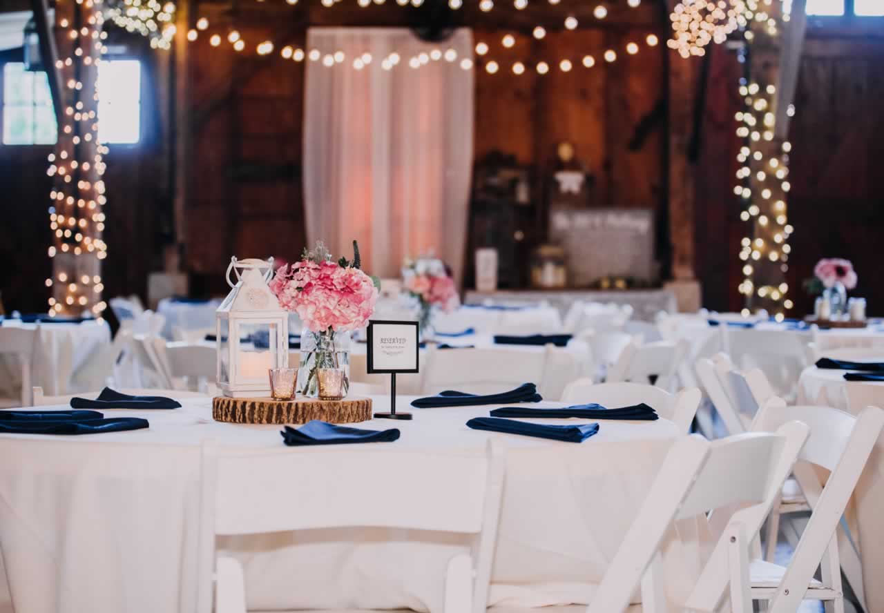 Incorporating Handmade Vow Renewal Decor into the Reception