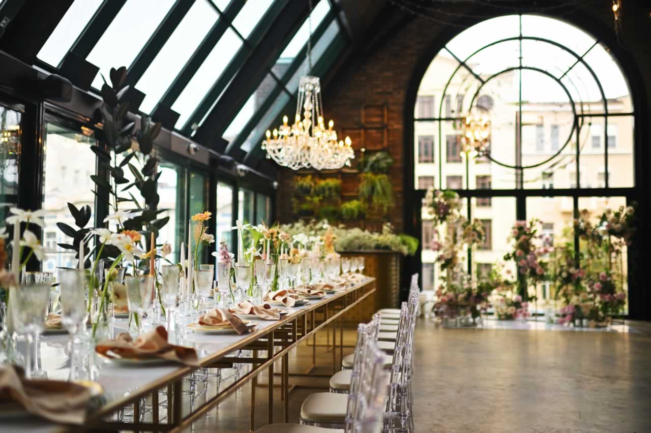 Top City and Urban Venues: A Sophisticated and Stylish Vow Renewal Celebration